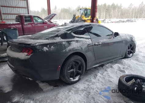 2024 Ford Mustang Gt Fastback z USA, uszkodzony, nr VIN 1FA6P8CF1R5418898